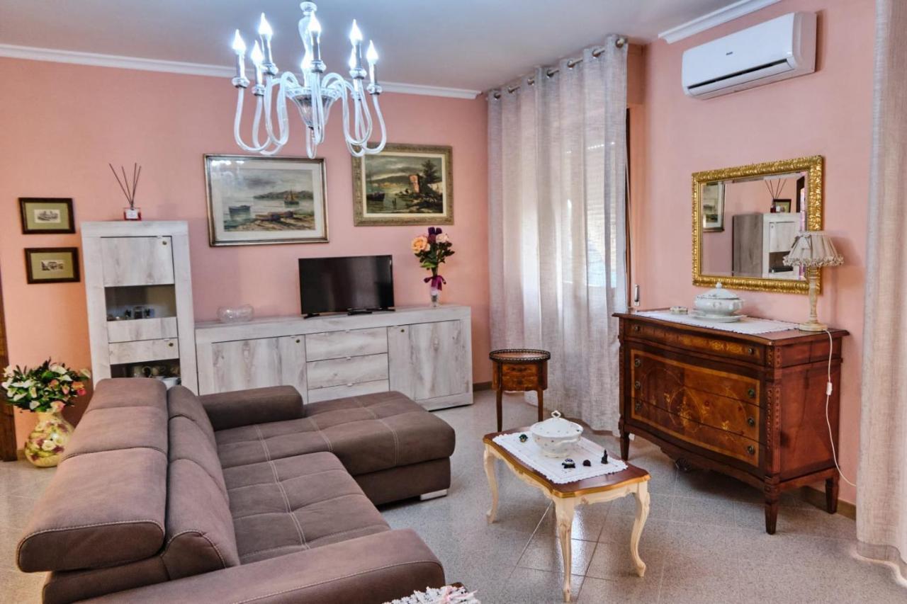 הוילה דונוראטיקו Casa Marina מראה חיצוני תמונה